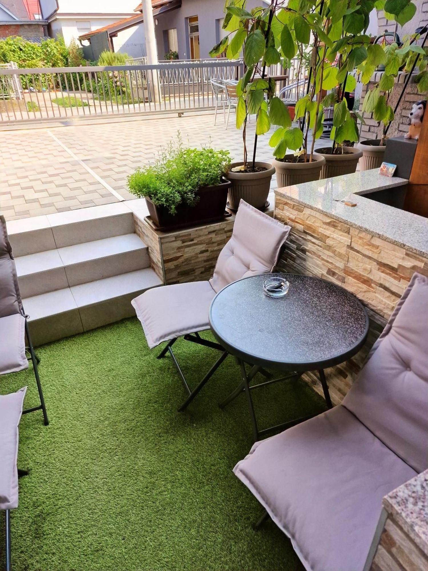 Studio Apartman Lorena Leilighet Zagreb Eksteriør bilde